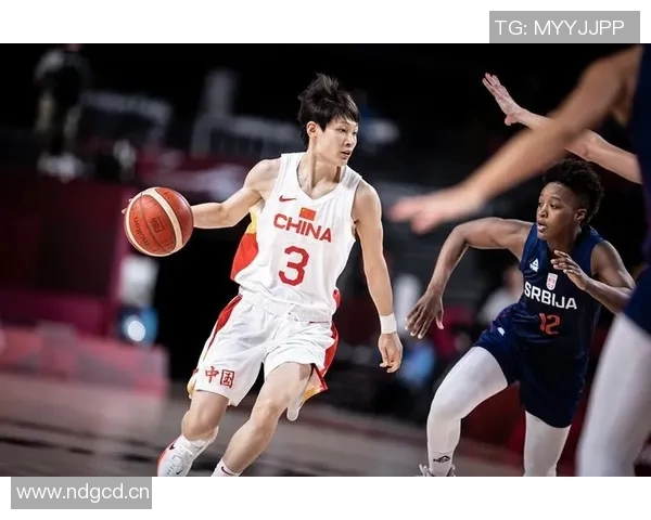 弗拉格解析持球策略助力后卫减压应对全场紧逼挑战