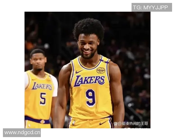 明日湖人客场挑战太阳克莱伯里夫斯与布朗尼因伤缺阵影响战局